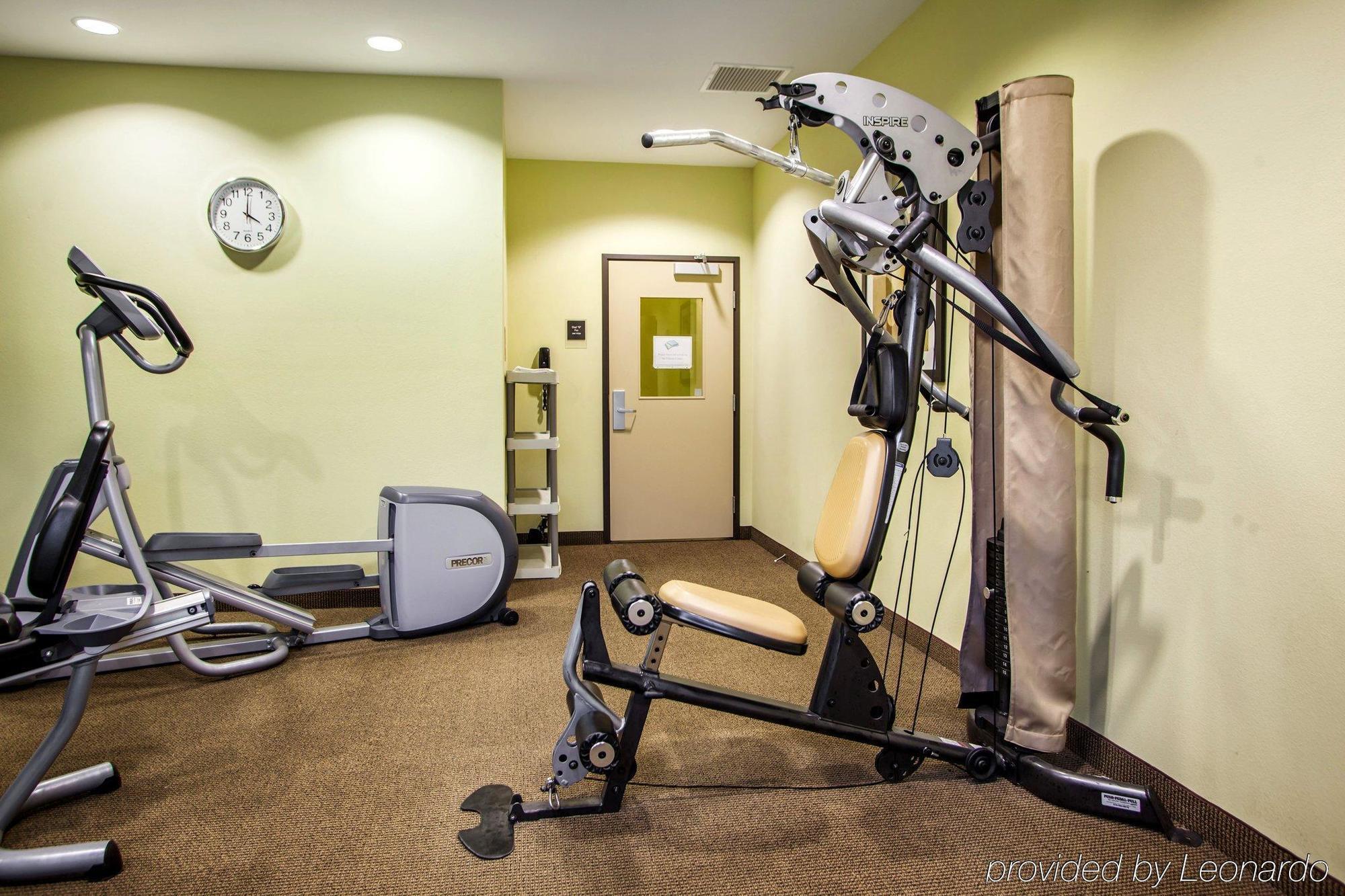 Suburban Studios Cedar Falls Εξωτερικό φωτογραφία