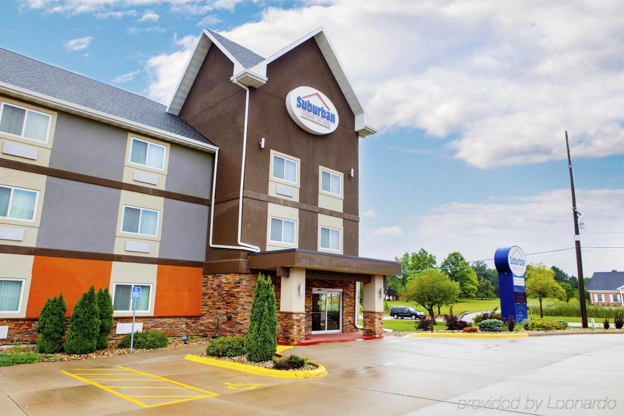 Suburban Studios Cedar Falls Εξωτερικό φωτογραφία