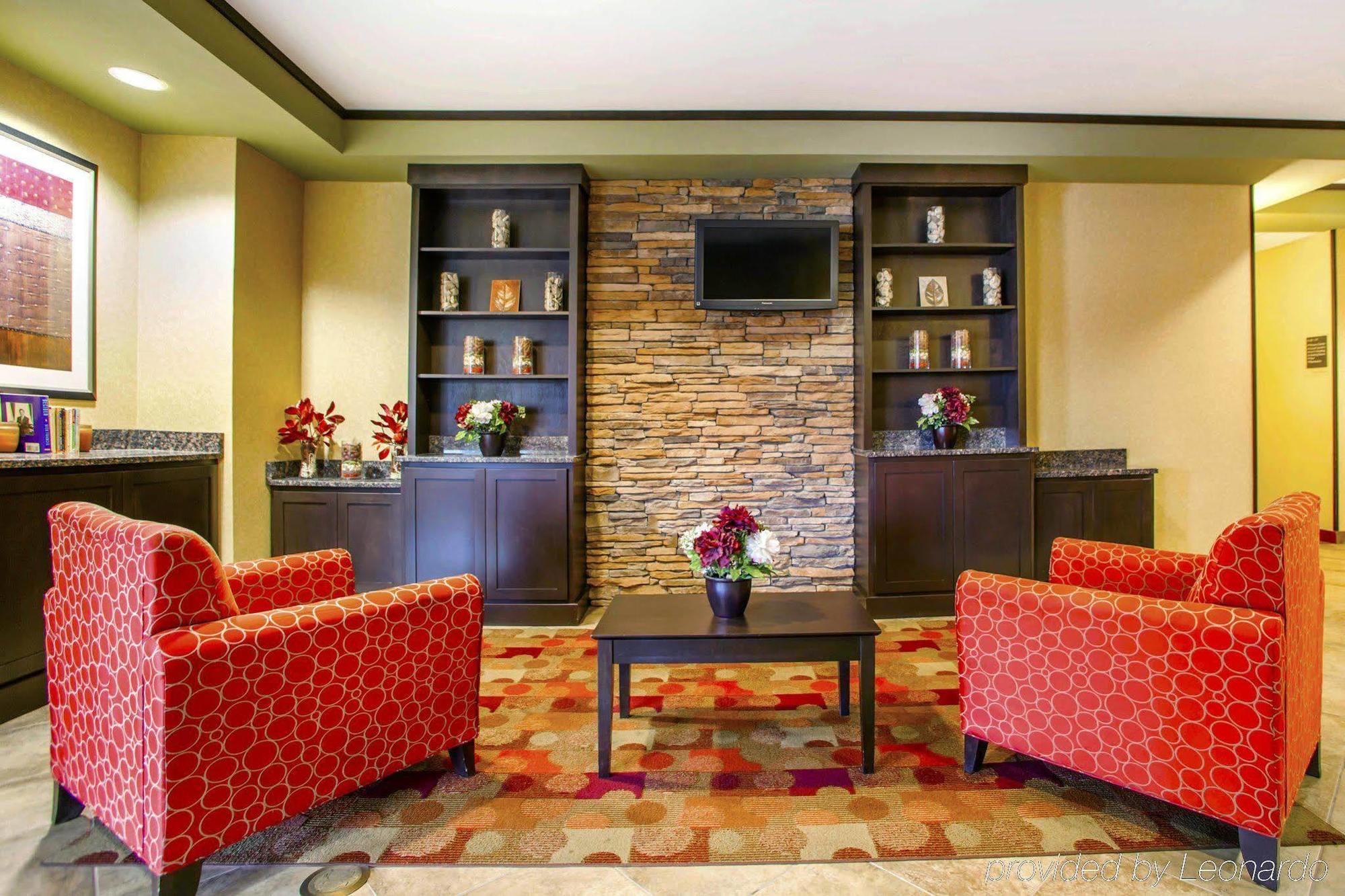 Suburban Studios Cedar Falls Εξωτερικό φωτογραφία