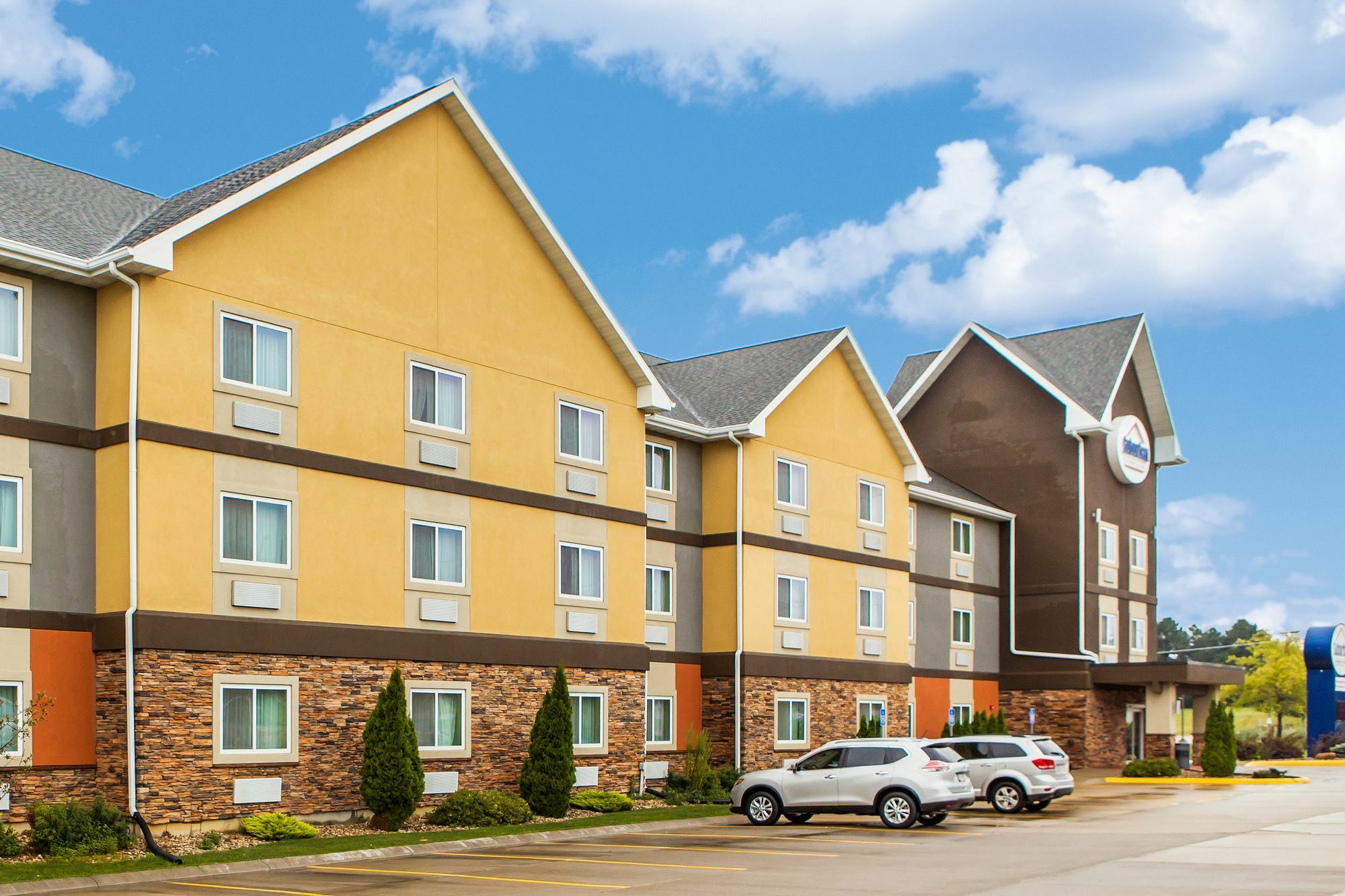 Suburban Studios Cedar Falls Εξωτερικό φωτογραφία